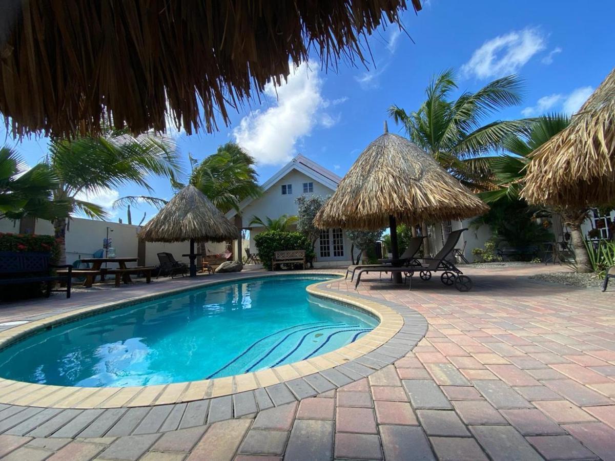 Aruba Tropic Apartments Noord Bagian luar foto