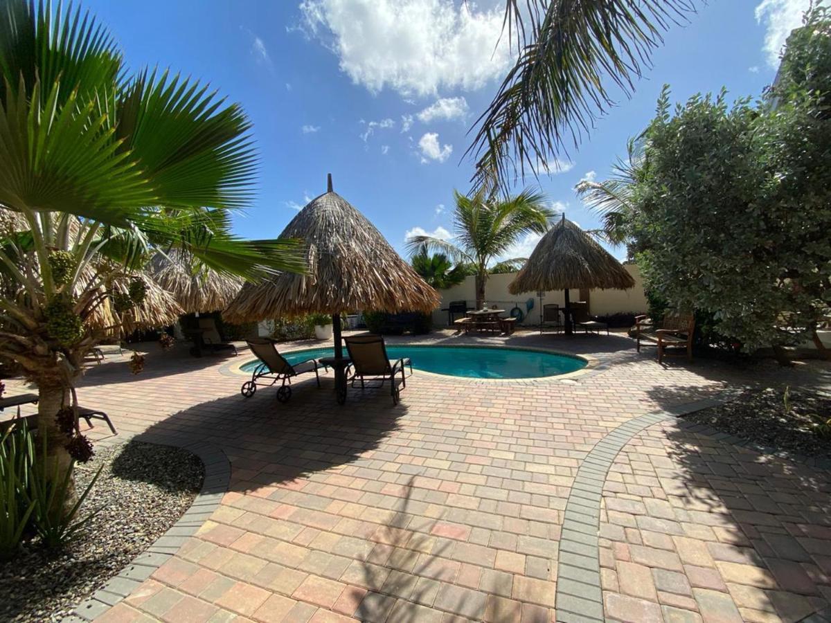 Aruba Tropic Apartments Noord Bagian luar foto