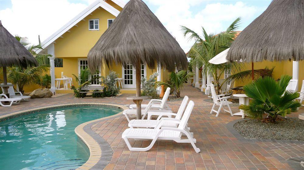 Aruba Tropic Apartments Noord Bagian luar foto