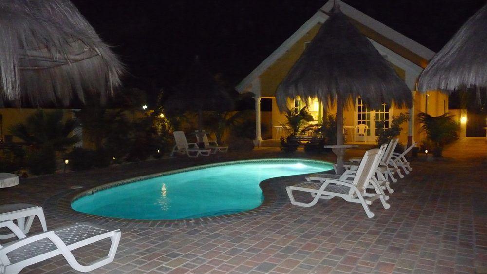 Aruba Tropic Apartments Noord Bagian luar foto