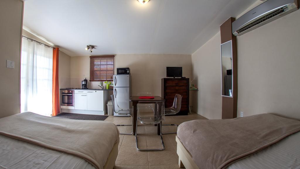 Aruba Tropic Apartments Noord Bagian luar foto