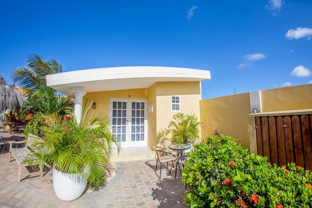 Aruba Tropic Apartments Noord Bagian luar foto